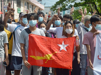 緬甸續有民眾上街示威。AP