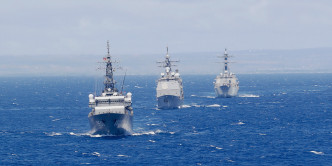 美軍太平洋艦隊在Facebook公布聯合軍演照片。