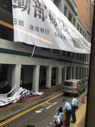 警员到场处理。Lc Tsang Julian‎香港突发事故报料区