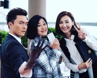 在《婚姻合伙人》中，杨明首次演一个儍儍地又轻松搞笑的角色。