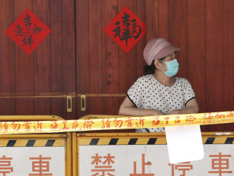 台湾疫情持续恶化。AP资料图片
