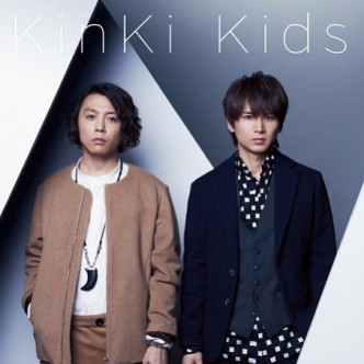 阿占以為封面可似好似日本組合KinKi Kids咁靚仔。