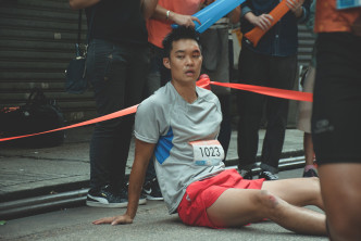 早前子彤參與電影《二次人生》，戲中飾演業餘長跑運動員。