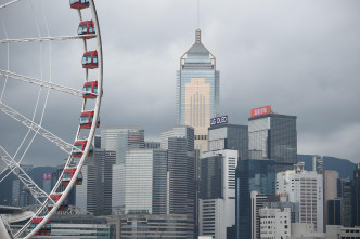 本港經濟有下行壓力。