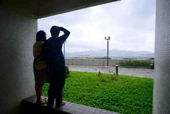 杏花邨对开海面风势及雨势甚为强劲