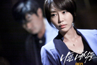 姜艺媛曾演出《暴疯刑警》。