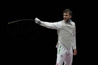 意大利剑手加罗素是去届奥运金牌。 AP