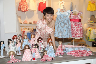 Gigi老公引入的童装品牌与香港娃娃艺术家Ning Lau推出限量版娃娃。