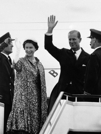 英女皇及菲腊亲王过往一直有影皆双。AP资料图片