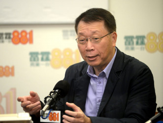雷鼎鸣表示，香港与中国经济关系良好，有正面动力能将香港拉出谷底。资料图片