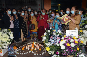 尼泊爾領事館及尼泊爾在港僑民到場悼念火警死難者。