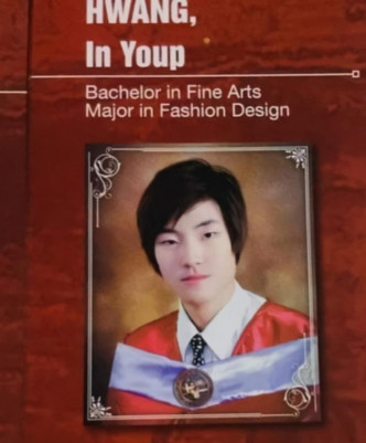黄寅烨在菲律宾修读美术设计。