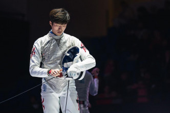 张家朗在东京奥运男子花剑项目赢得金牌。