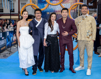 陈法拉、杨紫琼、刘思慕等出席伦敦首映礼。