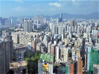 香港楼价高企，房屋问题是多年来难以解决的问题。资料图片