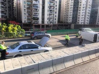 葵涌道車禍。香港突發事故報料區圖片