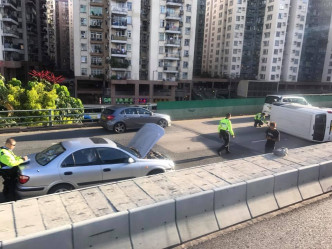 葵涌道车祸。香港突发事故报料区图片