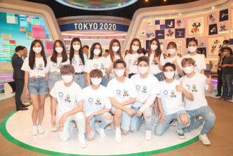 一班「聲夢傳奇」學員出席《2020東京奥運會》拜神儀式。