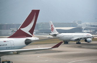 传内地阻拦国泰航空整合港龙等业务。资料图片