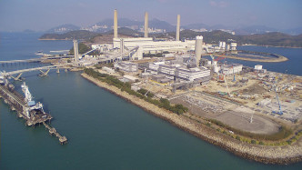 港灯率先于南丫发电厂的新燃气机组建造项目推动电气化建造工程。港灯提供