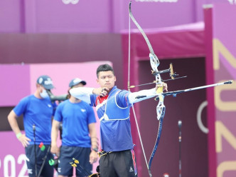 台湾射箭选手「汤包」汤智钧在男单赛晋身4强，写下台湾在奥运射箭个人赛最佳成绩。