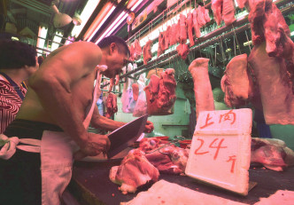 有猪肉商贩扬言挑战政府杀猪决定。