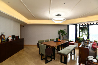 大廳呈鑽石形開則，客飯廳擁有明確分區。
