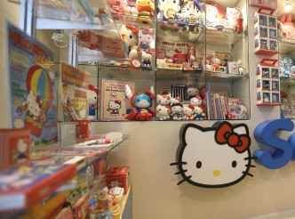 尽管其周边商品早已无处不在，但这是Hello Kitty首登大银幕。AP图片