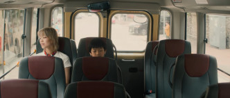 Ling跟11岁二仔吴卓霖（Charli）演出Jer新歌《人类群星闪耀时》MV。