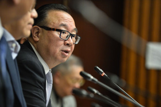 建制派班長廖長江表明要「阻止反對派自編自導自演的鬧劇」。