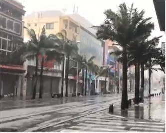 市内暴风雨多处水浸。网图