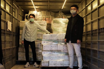 「香港众志」从美国搜购10万个口罩来港。香港众志图片