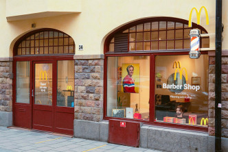 瑞典麦当劳开首间发型屋。（网图）