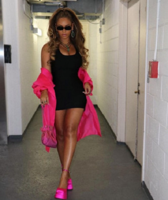 Beyonce如常出席老公Jay-Z酒吧开业18周年派对。