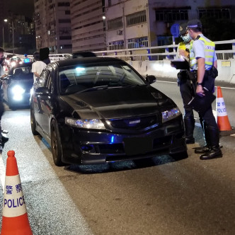 警方於新界及九龍區打擊交通違例。警方圖片