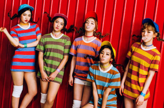 Red Velvet在2015年推出《Dumb Dumb》。