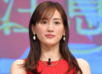 绫濑遥稳站第1位。