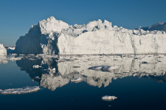 格陵兰气温持续升高导致海冰融化。AP图片