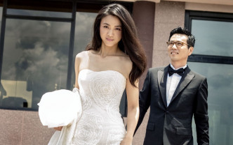 汤唯与韩国导演金泰勇于2014年结婚。