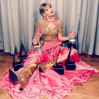 Taylor去年推出专辑《Lover》，令她大赚约4.92亿港元。