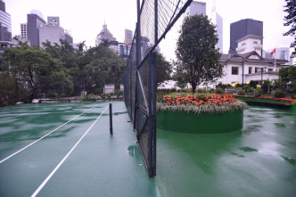 禮賓府原有兩個網球場。