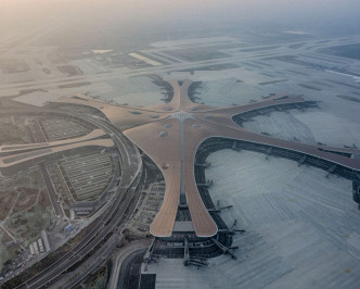 北京大興國際機場的設計如鳳凰展翅。新華社