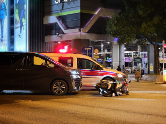 将军澳尚德巴士总站对出发生交通意外。将军澳主场FB专页图片