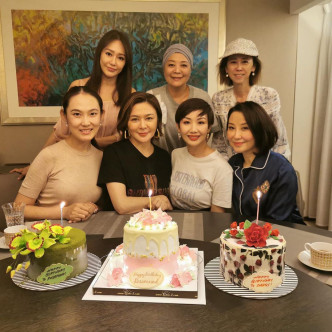 关之琳与友人庆祝生日。IG图片