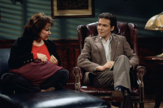 Norm有份撰写及演出肥皂剧《Roseanne》。
