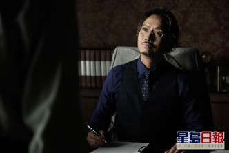 戲中謝君豪飾演精神科醫生。