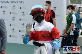 蔡明紹今日取得在港第四百場頭馬。