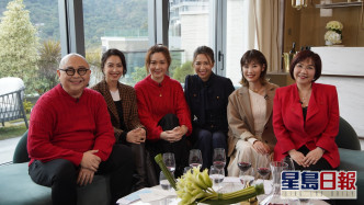 朱千雪、湯洛雯、岑杏賢和蔣家旻接受Bob和麥玲玲訪問。