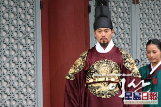 李瑞鎮曾被外國人稱他是「朝鮮最帥君王」。