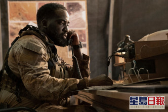 Shamier Anderson飾演望鄉情切的駐阿富汗美軍。